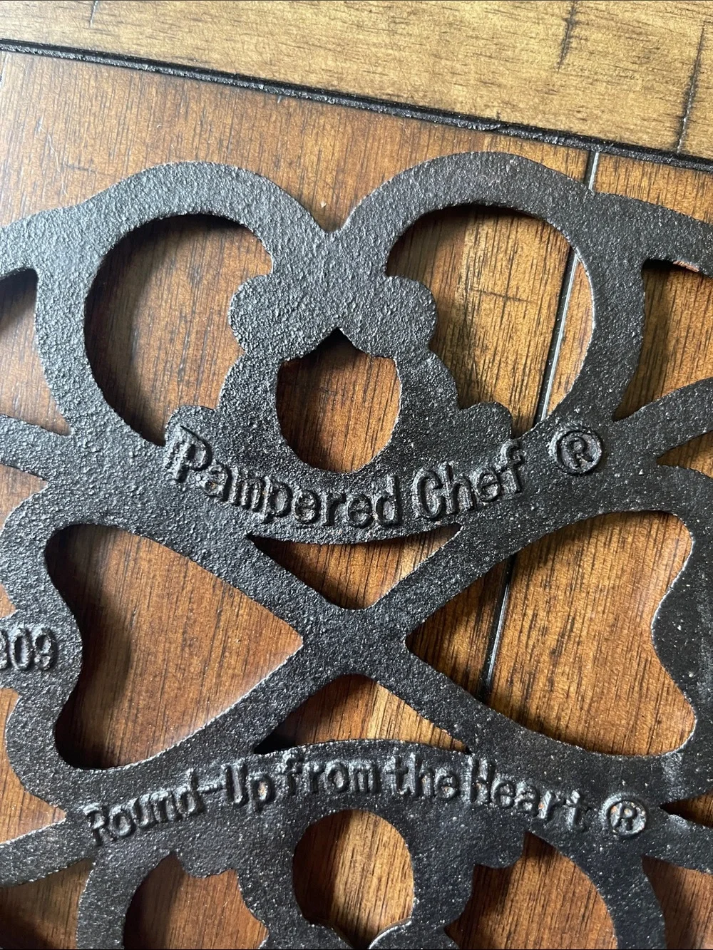 Pampered chef cast iron trivets